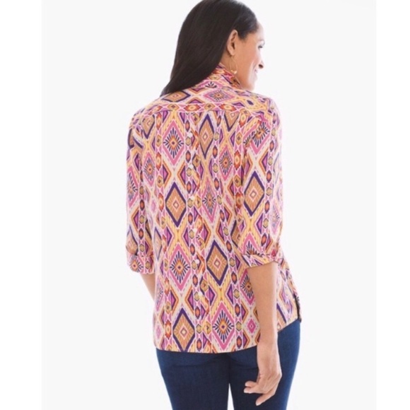 CHICOS Effortless No-Iron Ikat Linen Button Back Shirt - Picture 5 of 11